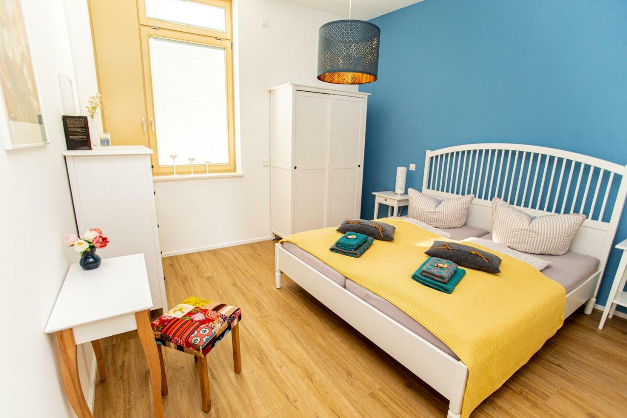Eckhof Domizil - Grosszuegige Ferienwohnung Mit Kleinem Garten In Der Altstadt Von Gotha Exterior photo