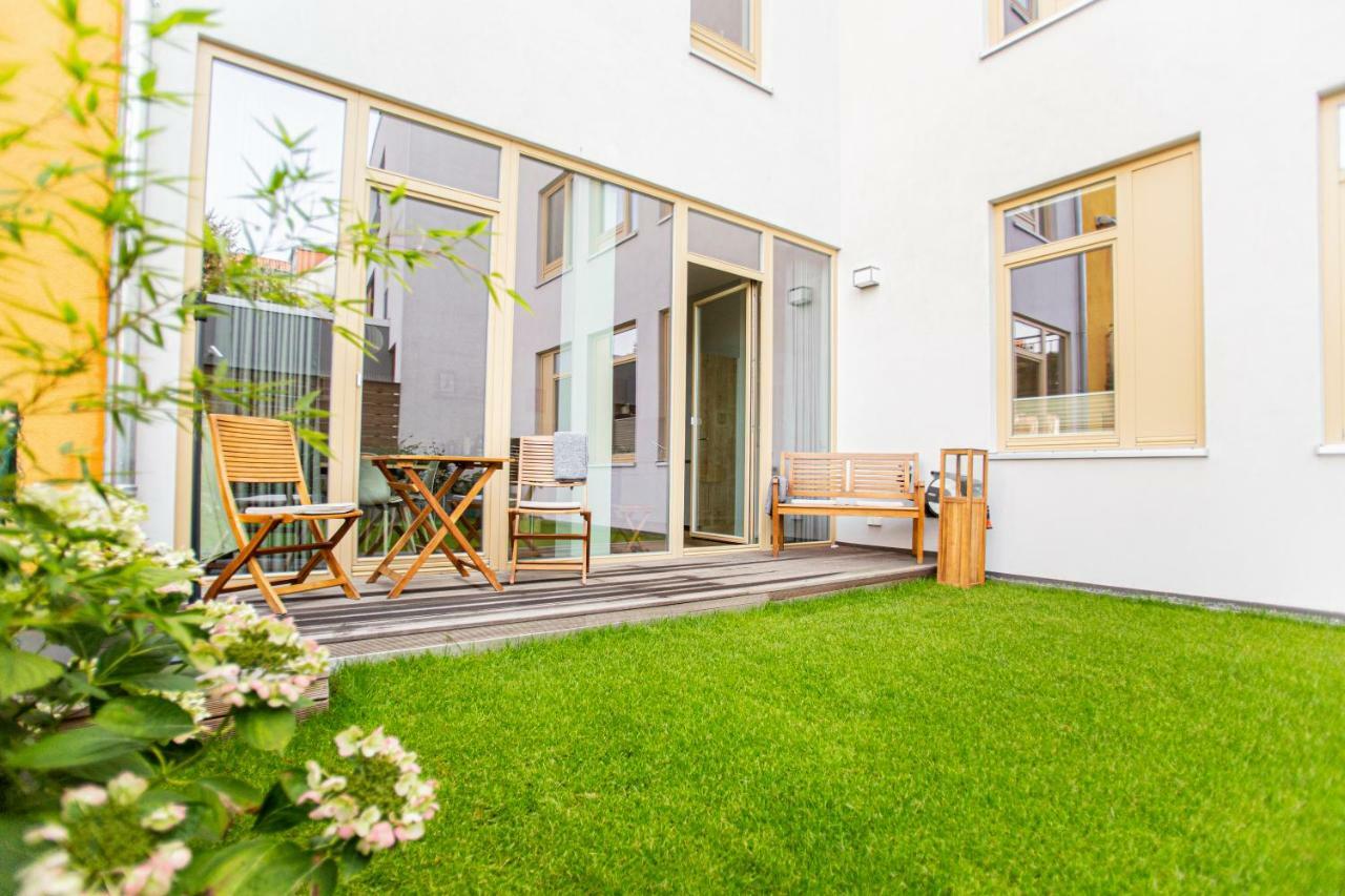 Eckhof Domizil - Grosszuegige Ferienwohnung Mit Kleinem Garten In Der Altstadt Von Gotha Exterior photo